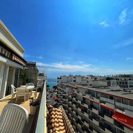 Colony With Parking, By Welcome To Apartment Cannes